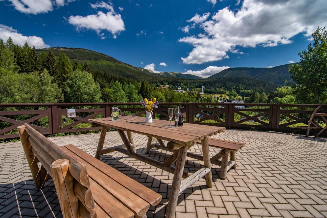 Minerva Hotel Spindleruv Mlyn Exterior photo